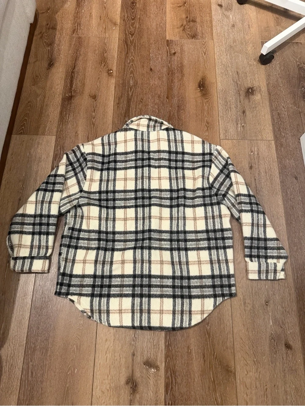 Cream Plaid Button-Up Shacket - Picture 2 of 2